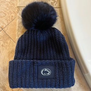 Brand New Never Worn, Love Your Melon beanie. With bouncy Blue puff
